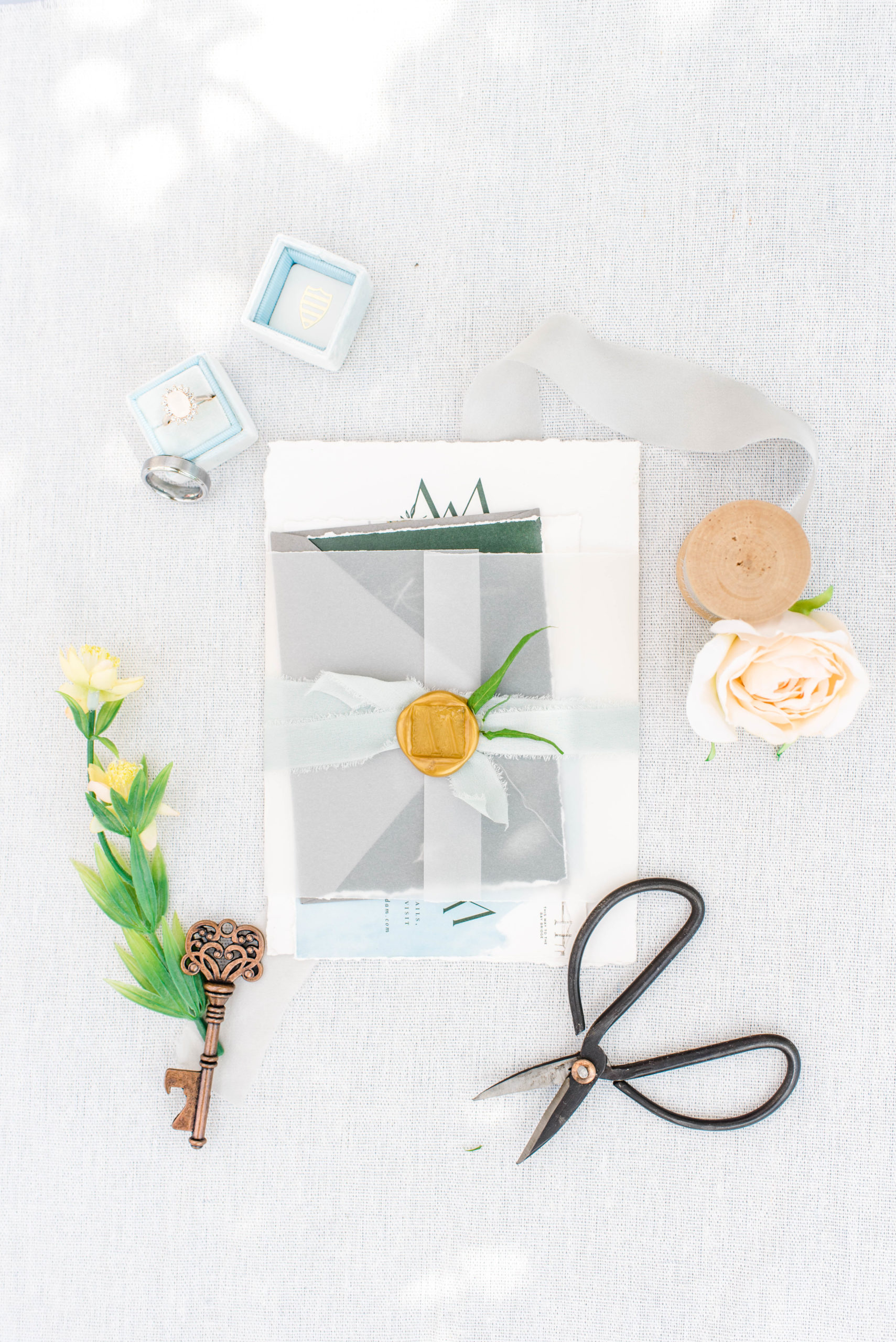 Styled shoot stationary in Odenton, Maryland.