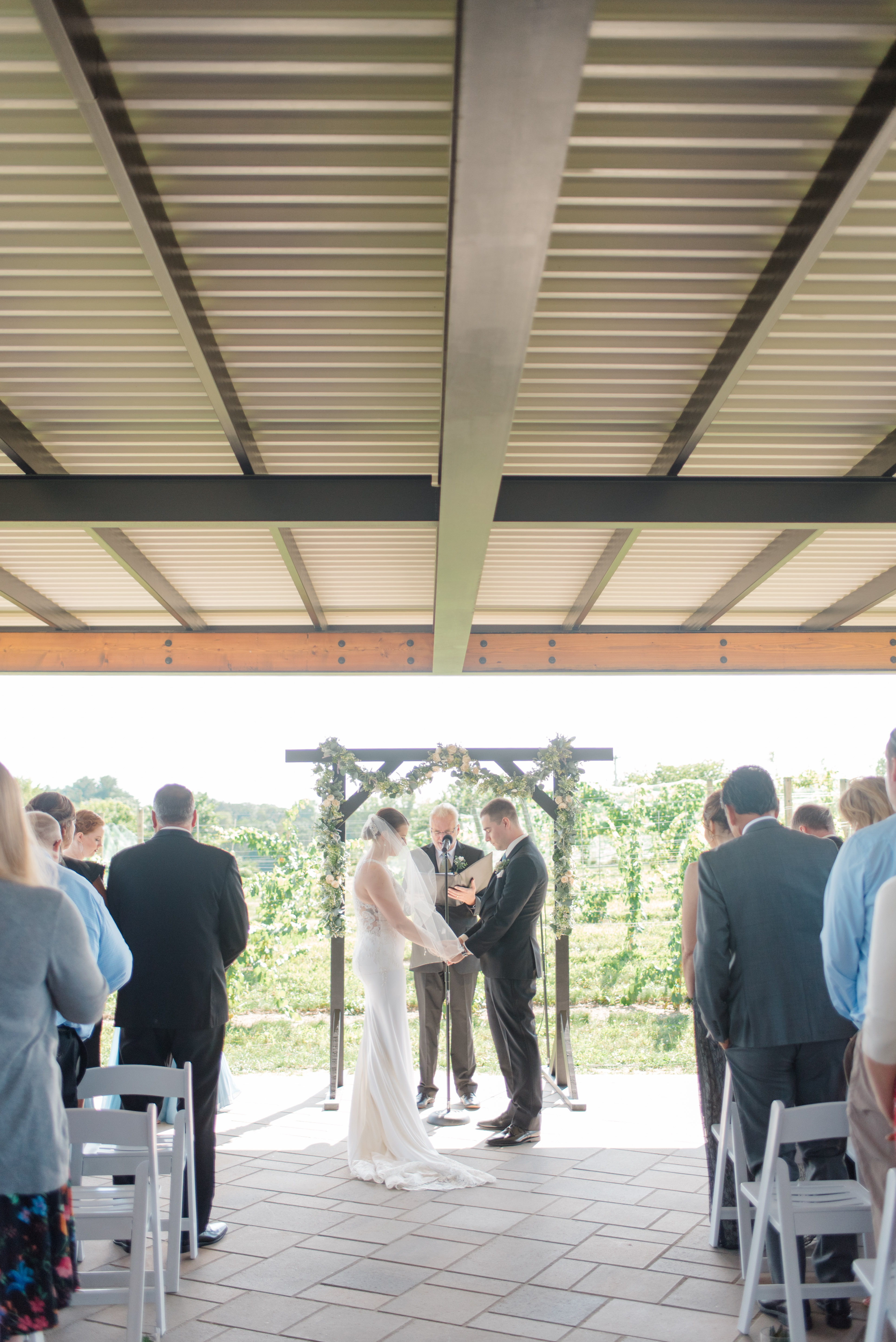 Minnesota Wedding Photographer | 7 Vines Vineyard Wedding